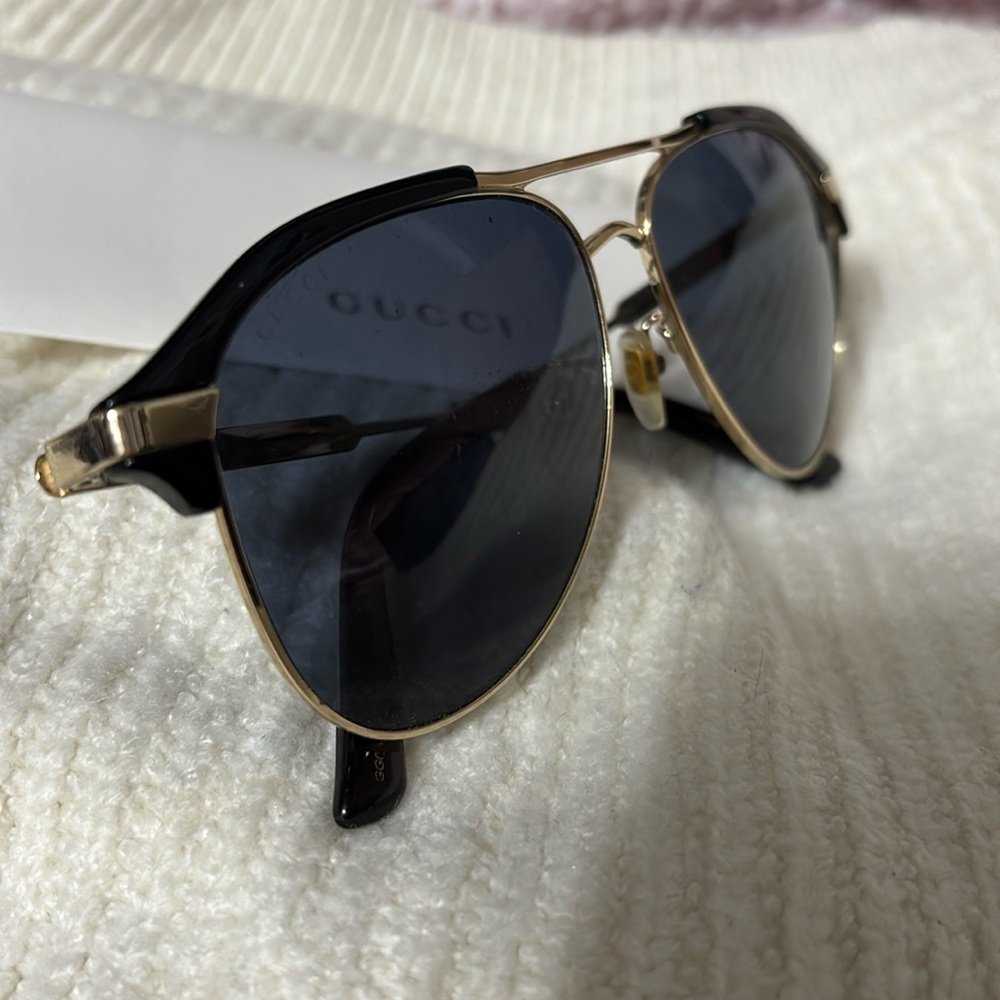 Gucci Sunglasses Unisex